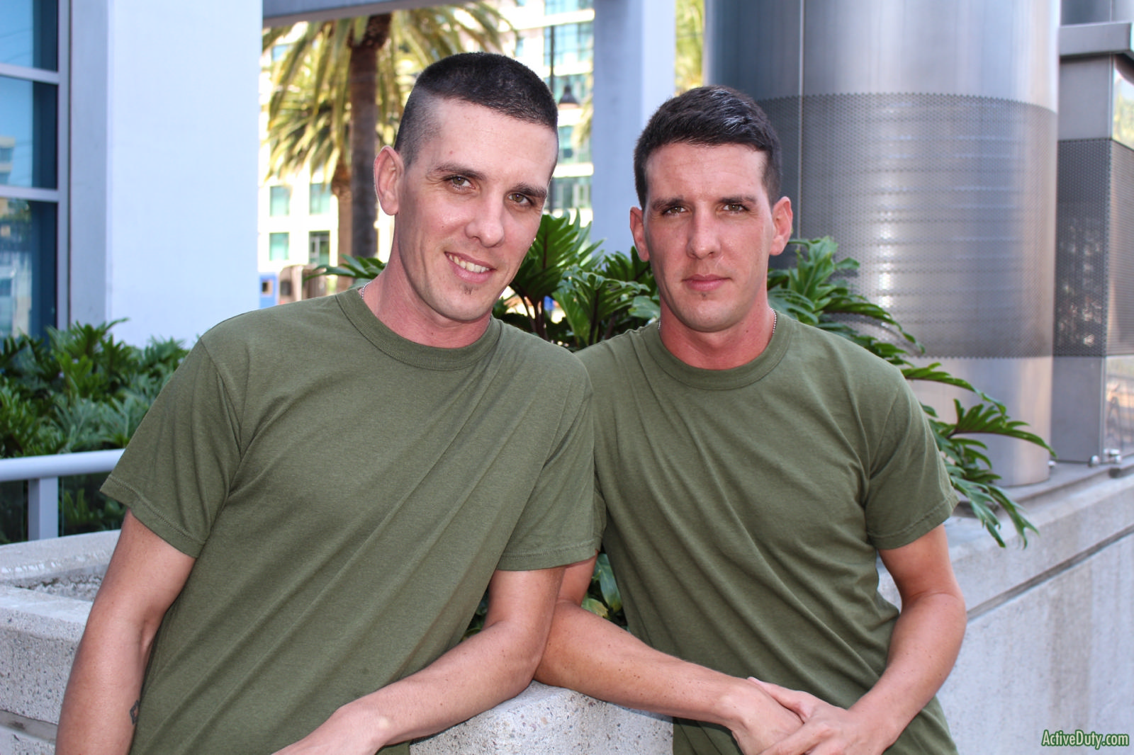 Twins Michael Stax And Jacob Stax Active Duty Gaymobile Fr