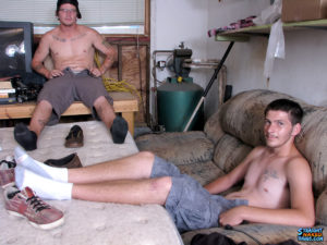 Jerking Off With Horny Straight Boys – Daniel Delong & Lex Lane