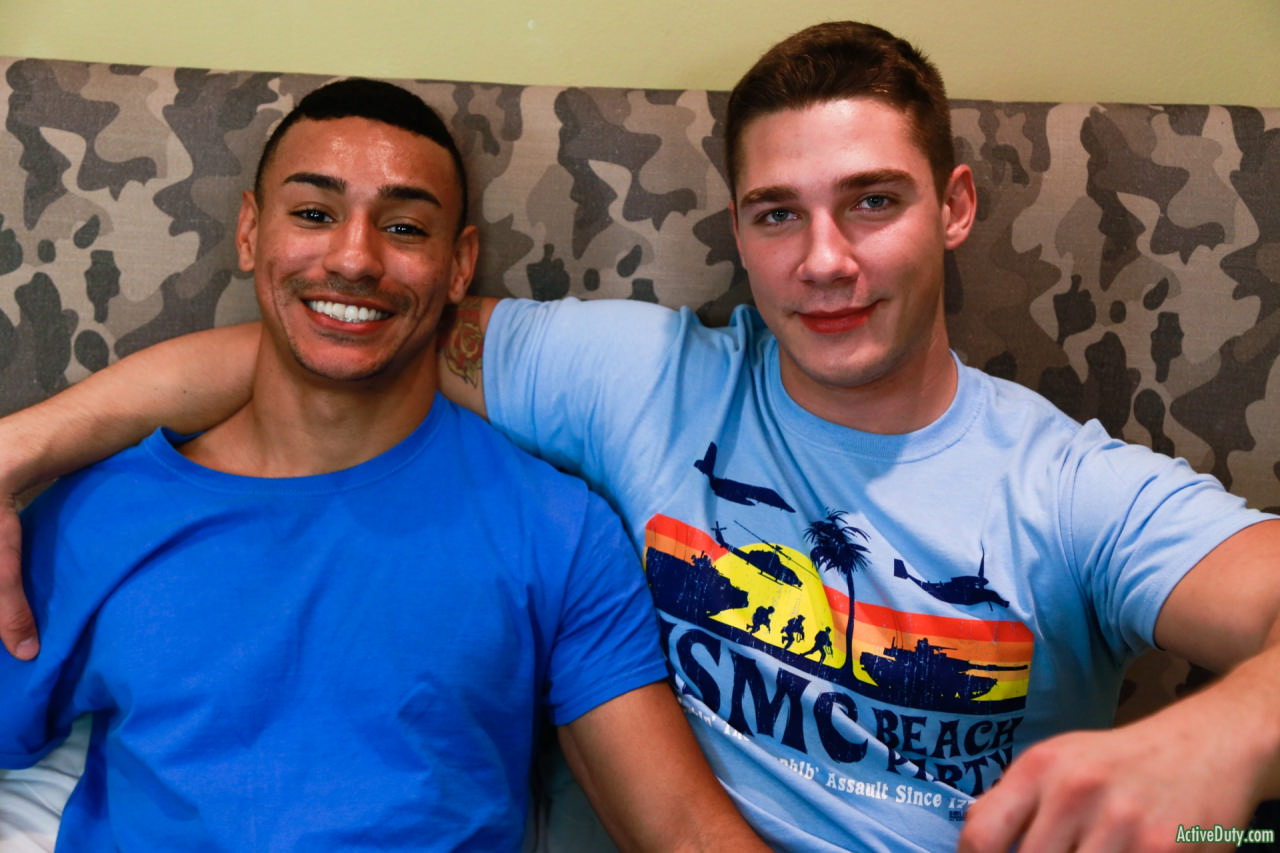 Active Duty Zion Nicholas And Spencer Laval Gaymobile Fr