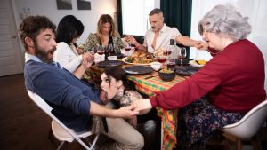 IT’S GIVING NO THANKS